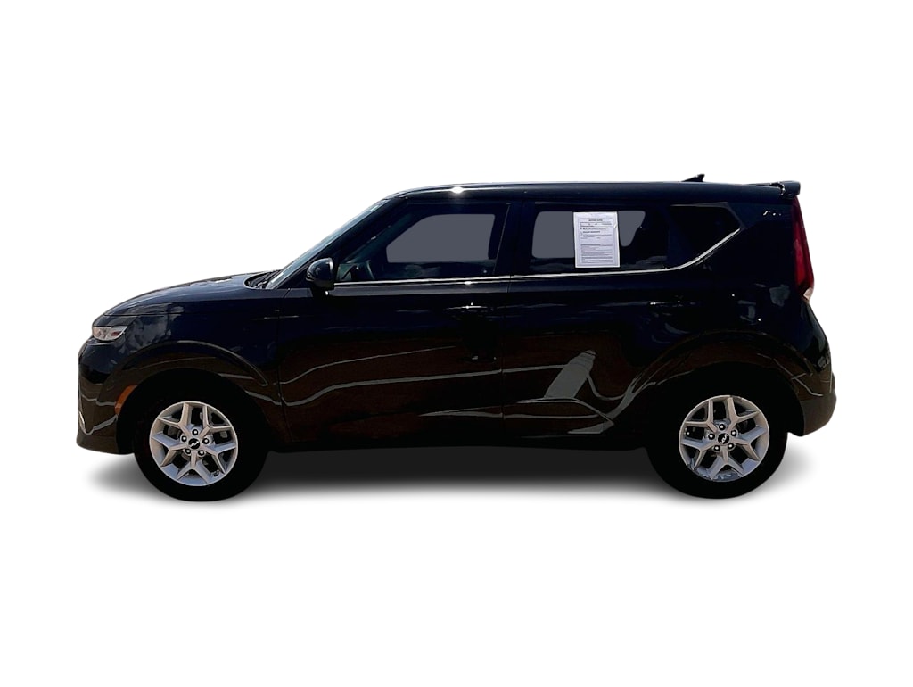 Thumbnail: 2022 Kia Soul - 3
