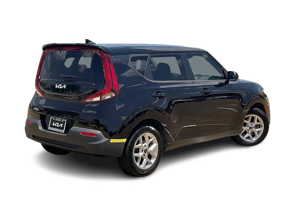 Thumbnail: 2022 Kia Soul - 22