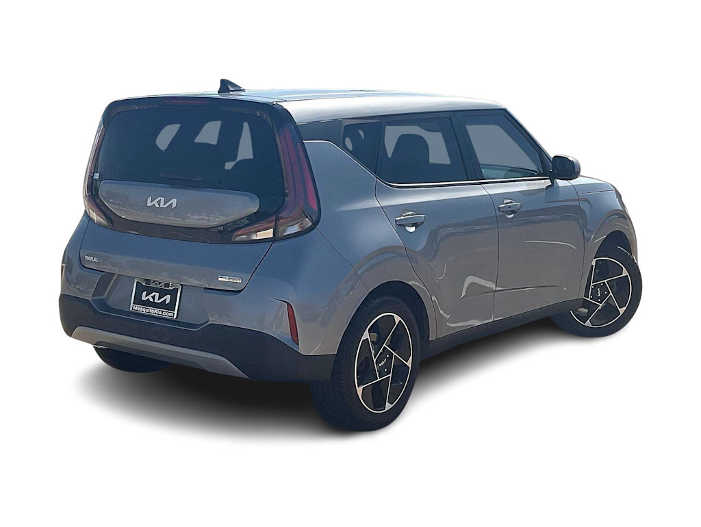 Thumbnail: 2023 Kia Soul - 22