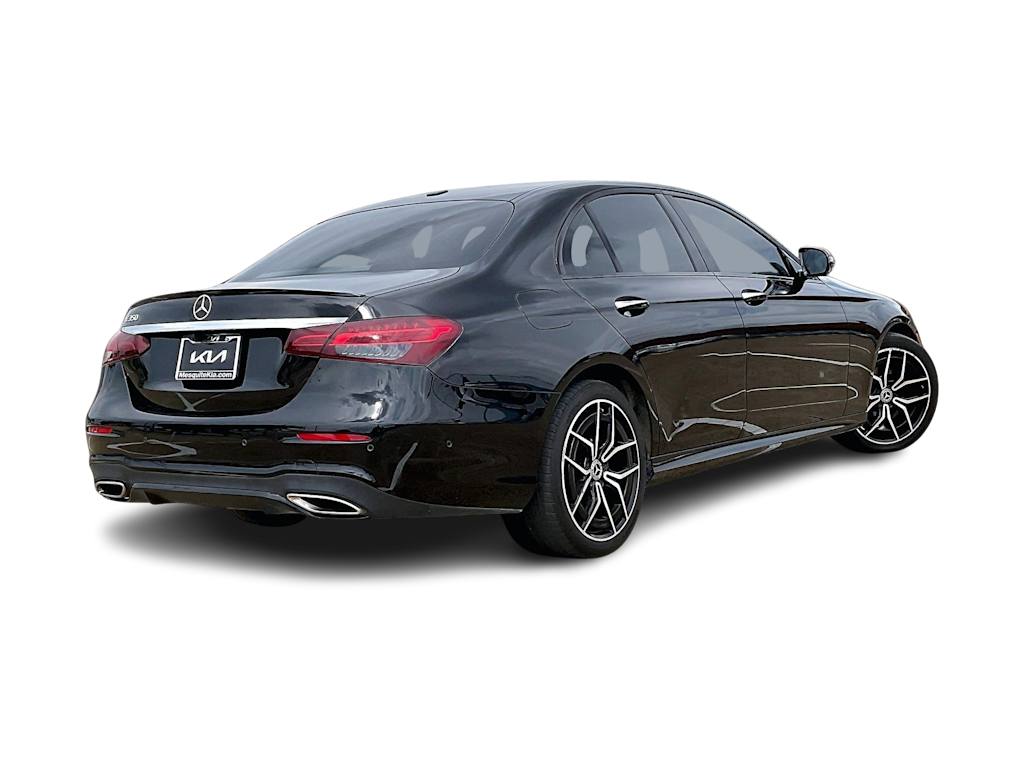 Thumbnail: 2022 Mercedes-Benz E-Class - 22