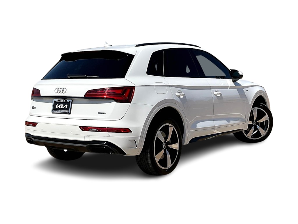 Thumbnail: 2022 Audi Q5 - 22