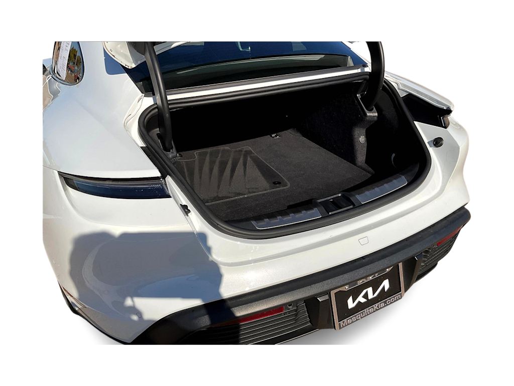 Thumbnail: 2020 Porsche Taycan - 17