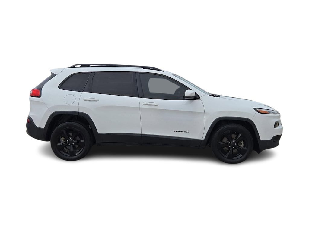 Thumbnail: 2017 Jeep Cherokee - 19