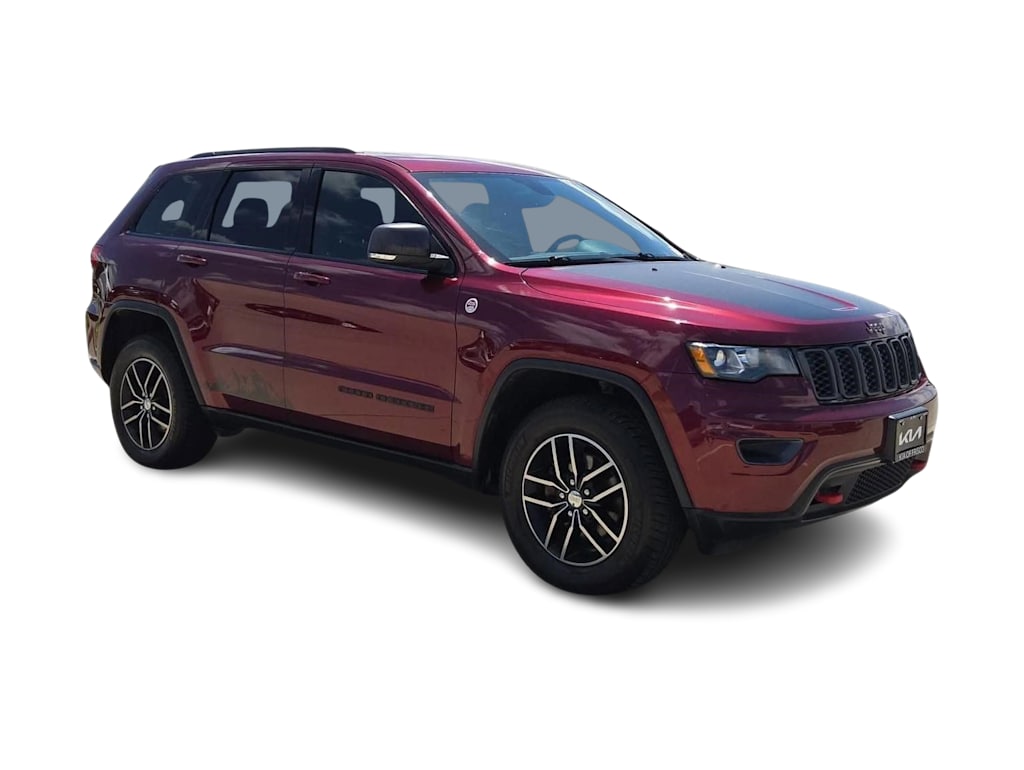 Thumbnail: 2017 Jeep Grand Cherokee - 21