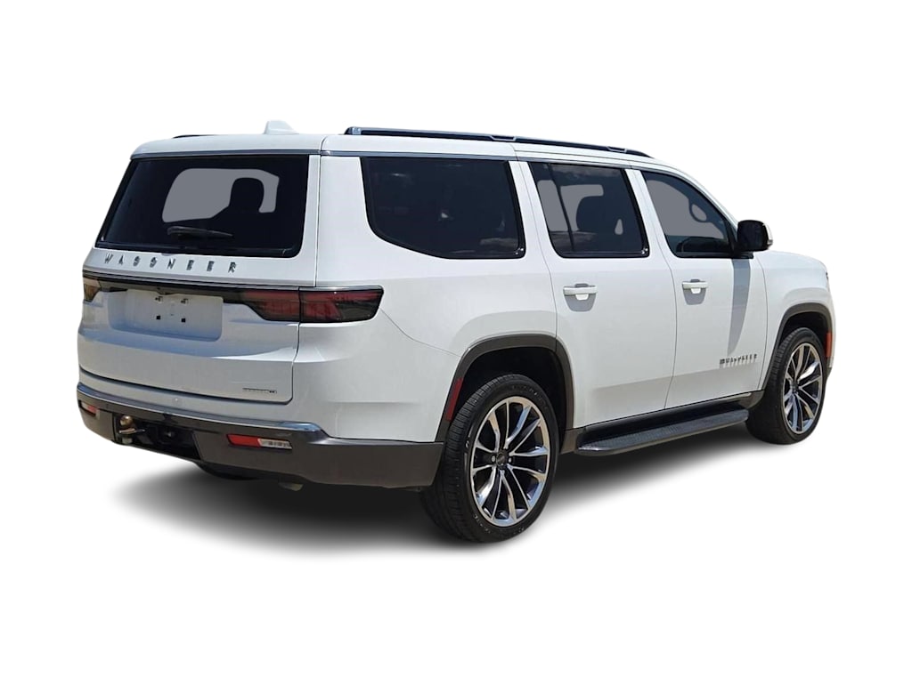 Thumbnail: 2022 Jeep Wagoneer - 18