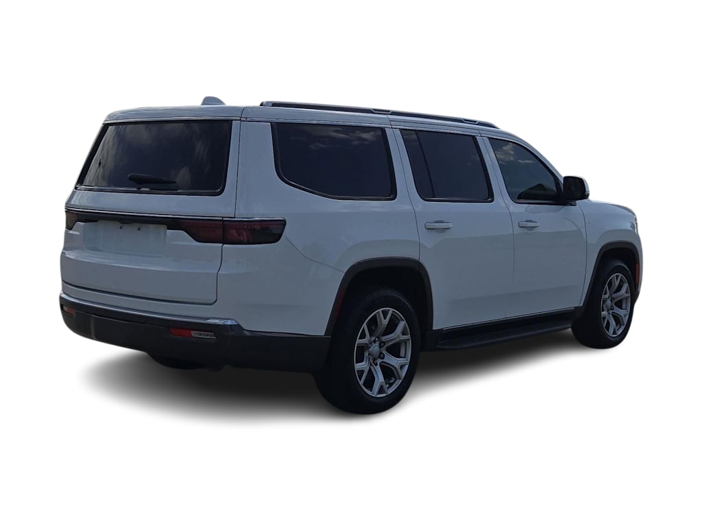 Thumbnail: 2022 Jeep Wagoneer - 20