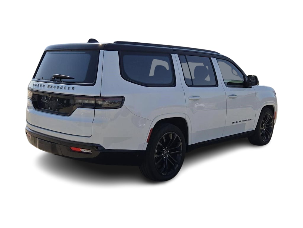 Thumbnail: 2024 Jeep Grand Wagoneer - 17