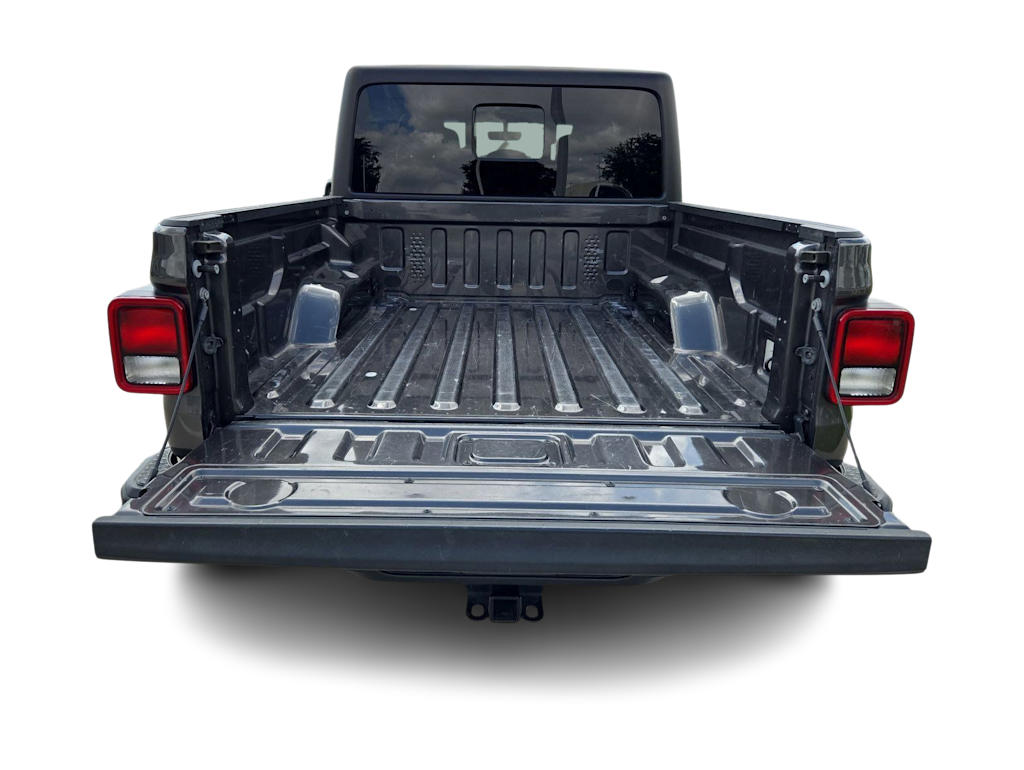 Thumbnail: 2022 Jeep Gladiator - 17