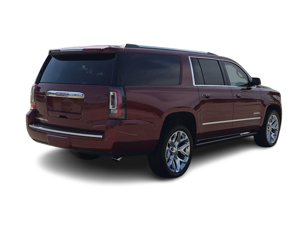 Thumbnail: 2017 GMC Yukon XL - 19