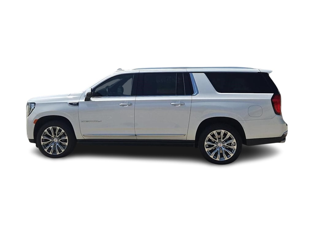 Thumbnail: 2024 GMC Yukon XL - 3