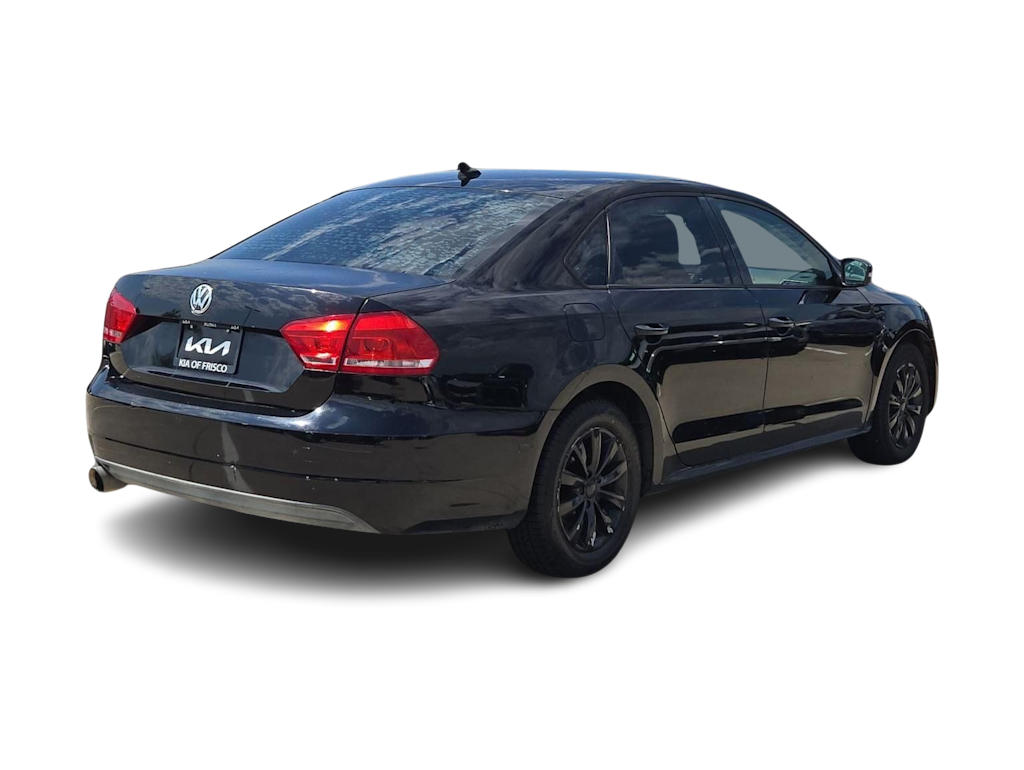 Thumbnail: 2015 Volkswagen Passat - 22