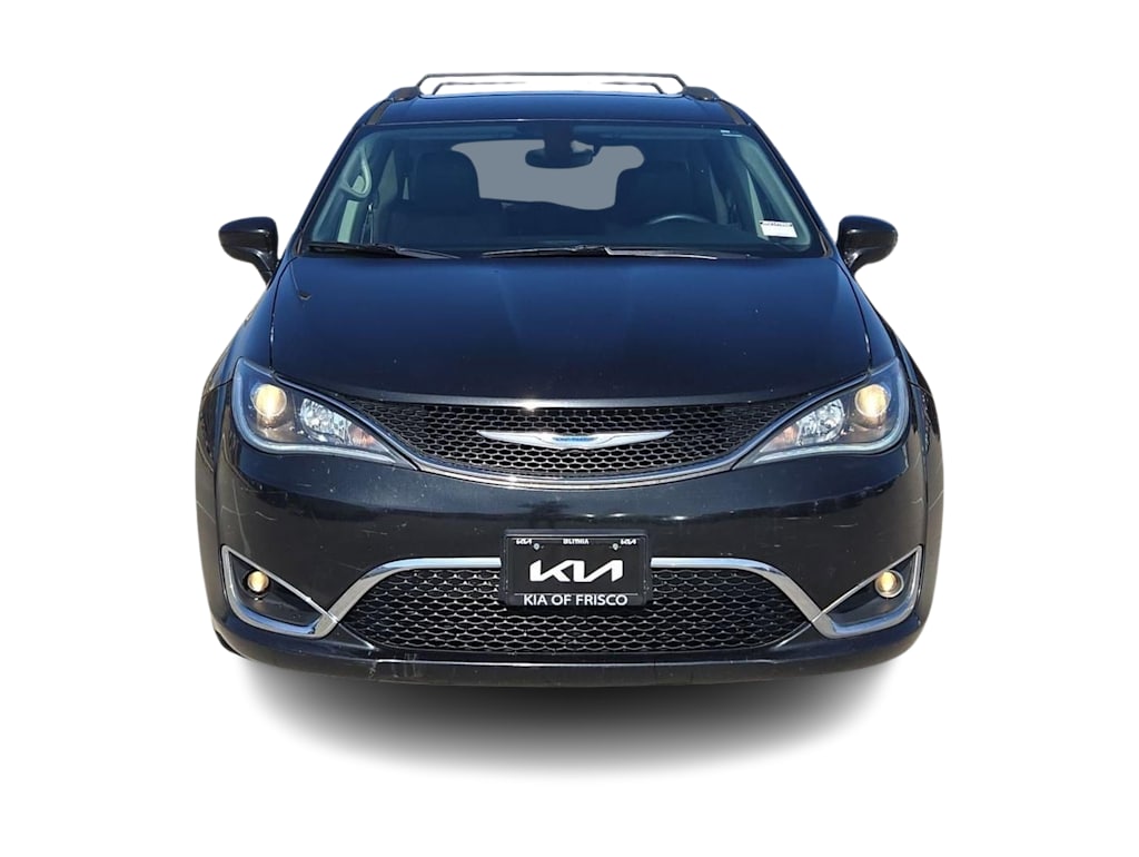 Thumbnail: 2018 Chrysler Pacifica - 6