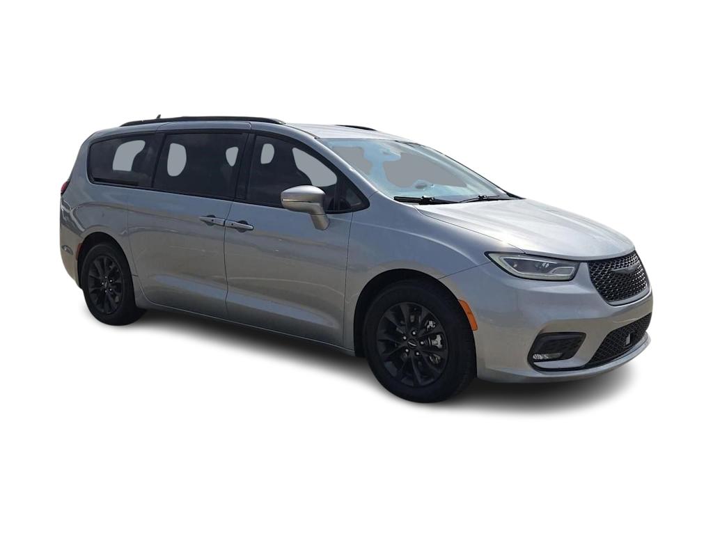 Thumbnail: 2021 Chrysler Pacifica - 20