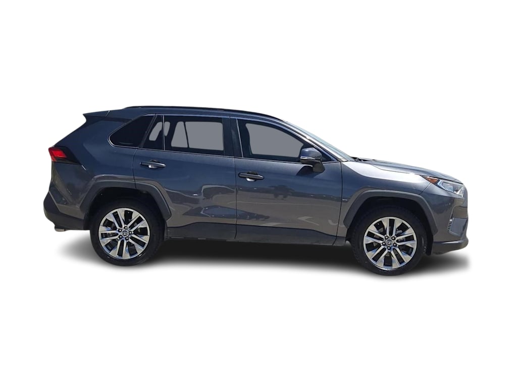 Thumbnail: 2020 Toyota RAV4 - 20