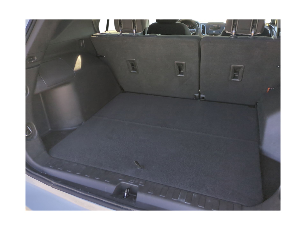 Thumbnail: 2020 Chevrolet Equinox - 18