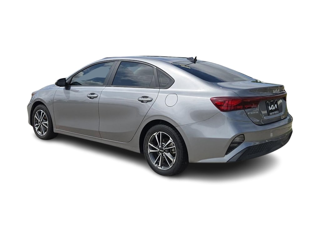 Thumbnail: 2023 Kia Forte - 4