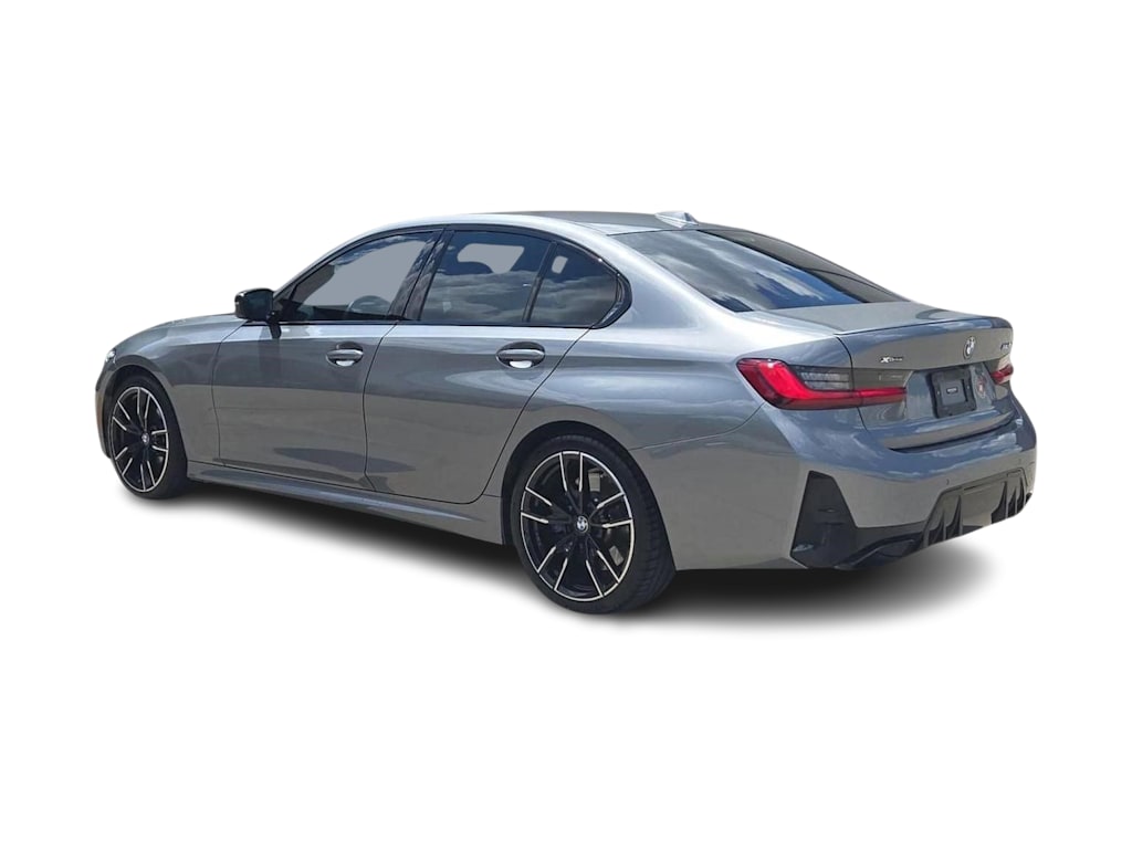 Thumbnail: 2023 BMW 3 Series - 4