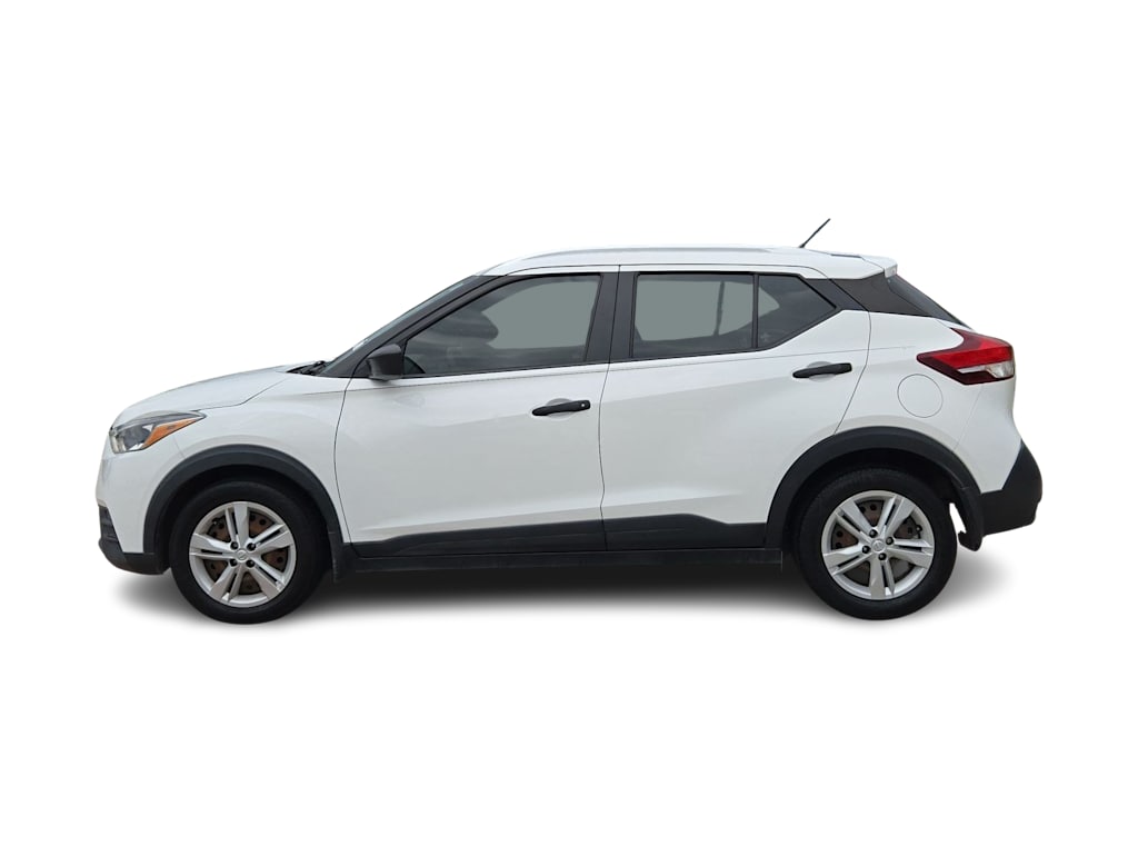Thumbnail: 2018 Nissan Kicks - 3