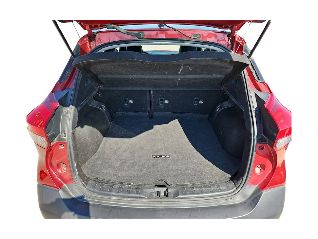 Thumbnail: 2019 Nissan Kicks - 17