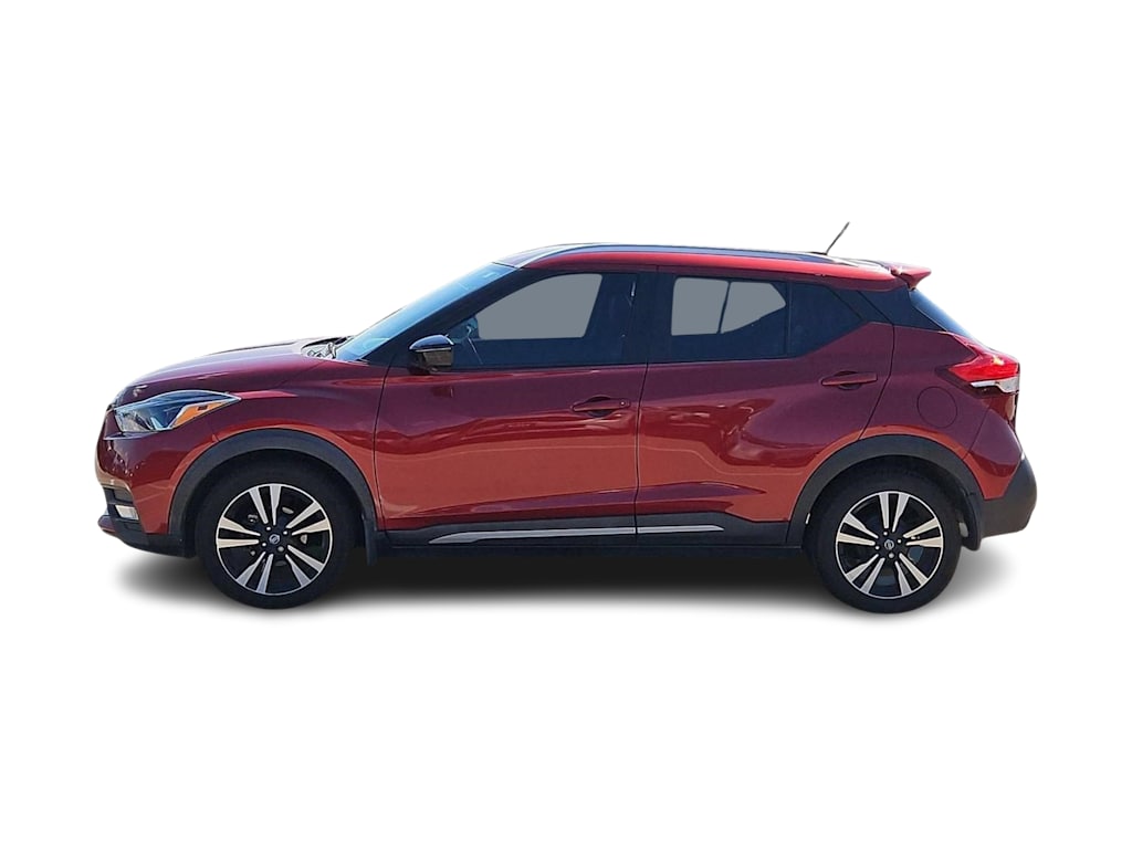 Thumbnail: 2019 Nissan Kicks - 3
