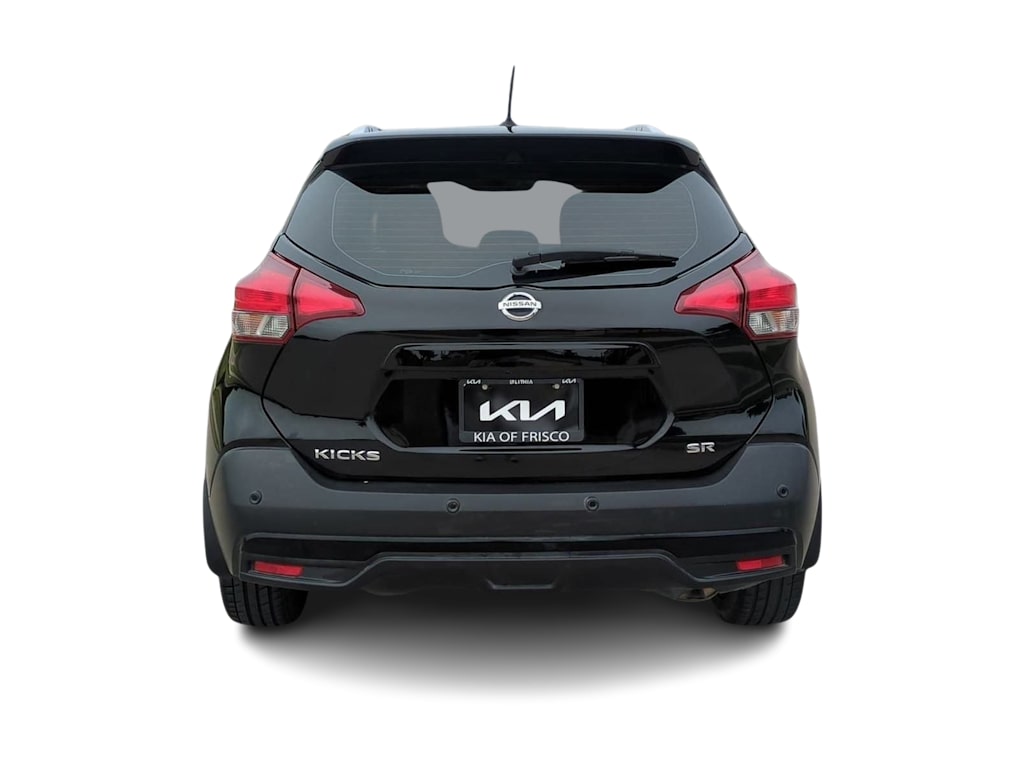2020 Nissan Kicks SR 5
