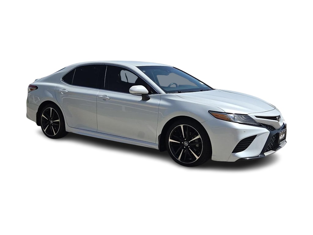 Thumbnail: 2018 Toyota Camry - 21
