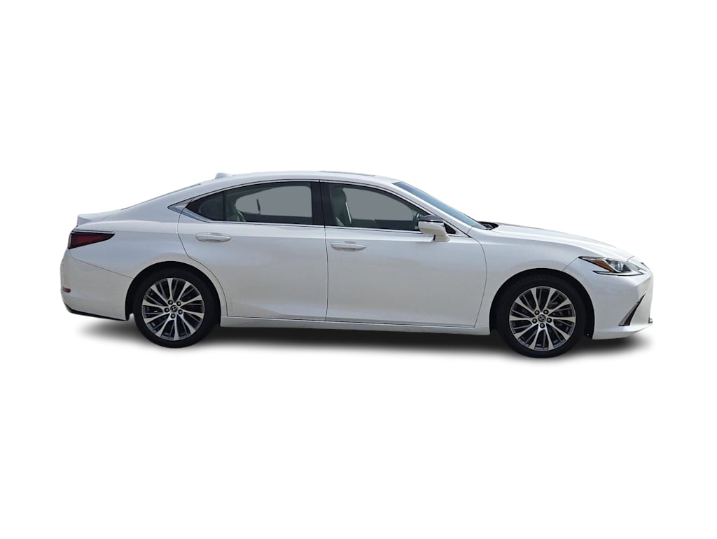 Thumbnail: 2021 Lexus ES - 20