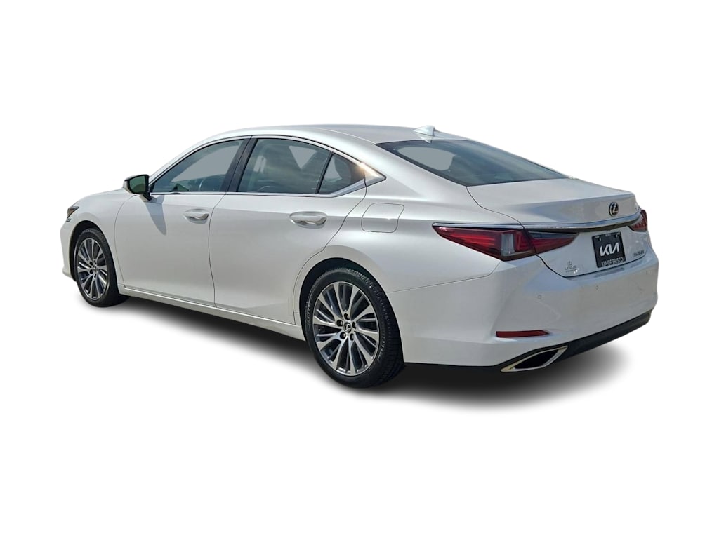 Thumbnail: 2021 Lexus ES - 4
