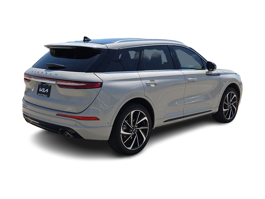 Thumbnail: 2023 Lincoln Corsair - 19