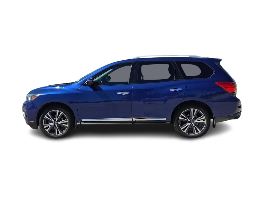 Thumbnail: 2017 Nissan Pathfinder - 3