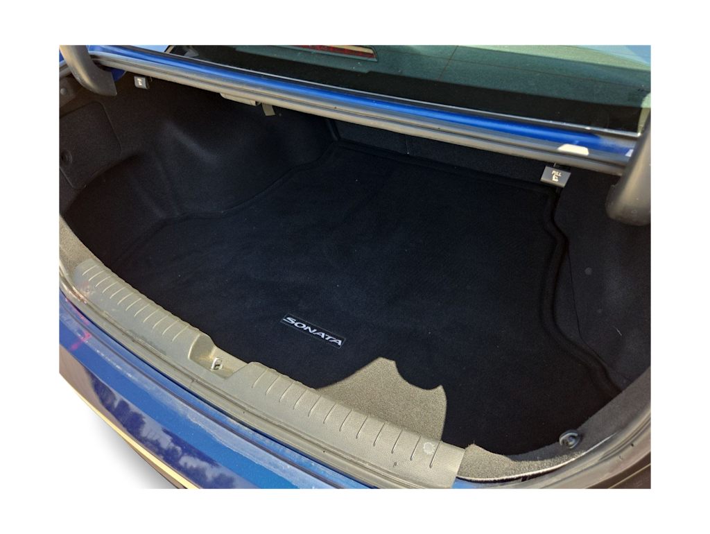 Thumbnail: 2015 Hyundai Sonata - 16