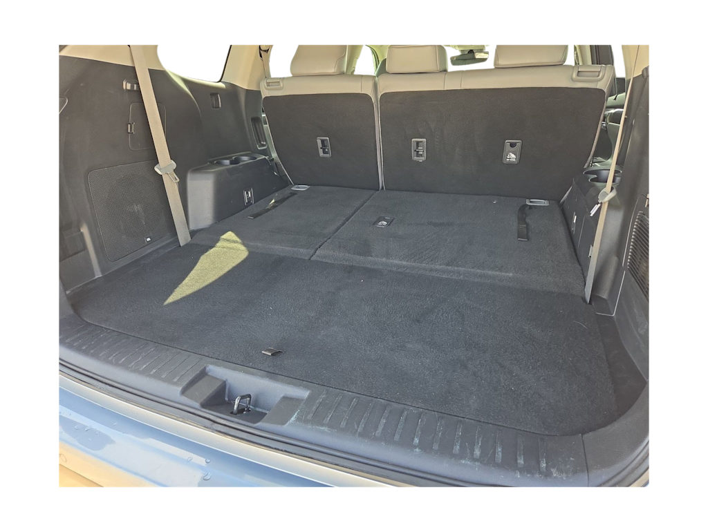 Thumbnail: 2021 Toyota Highlander - 17