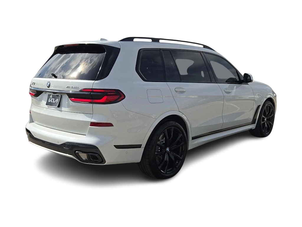 Thumbnail: 2024 BMW X7 - 19