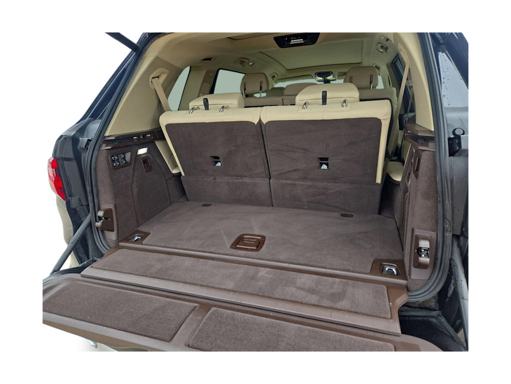 Thumbnail: 2019 BMW X7 - 19