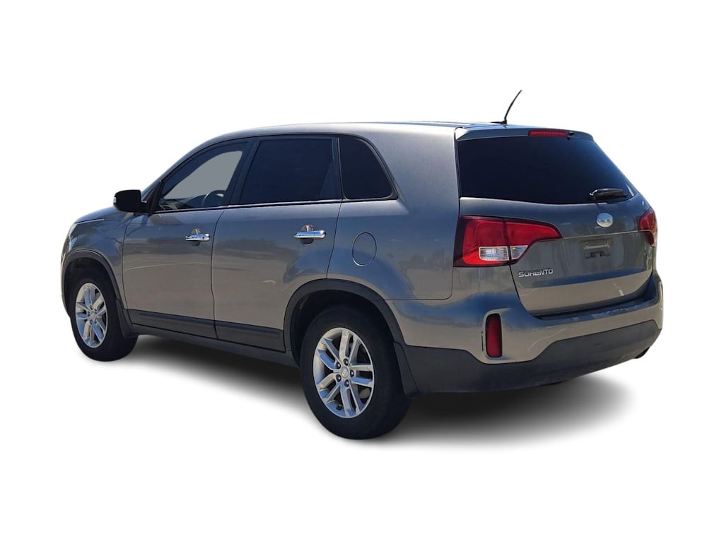Thumbnail: 2015 Kia Sorento - 4