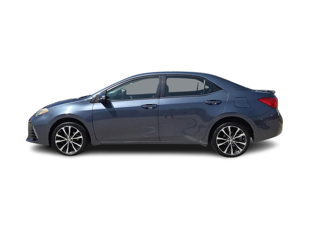 Thumbnail: 2017 Toyota Corolla - 3