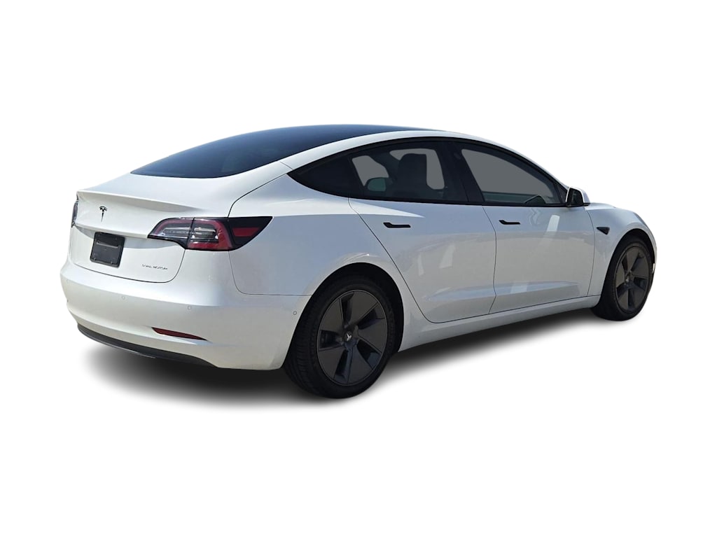 Thumbnail: 2022 Tesla Model 3 - 16