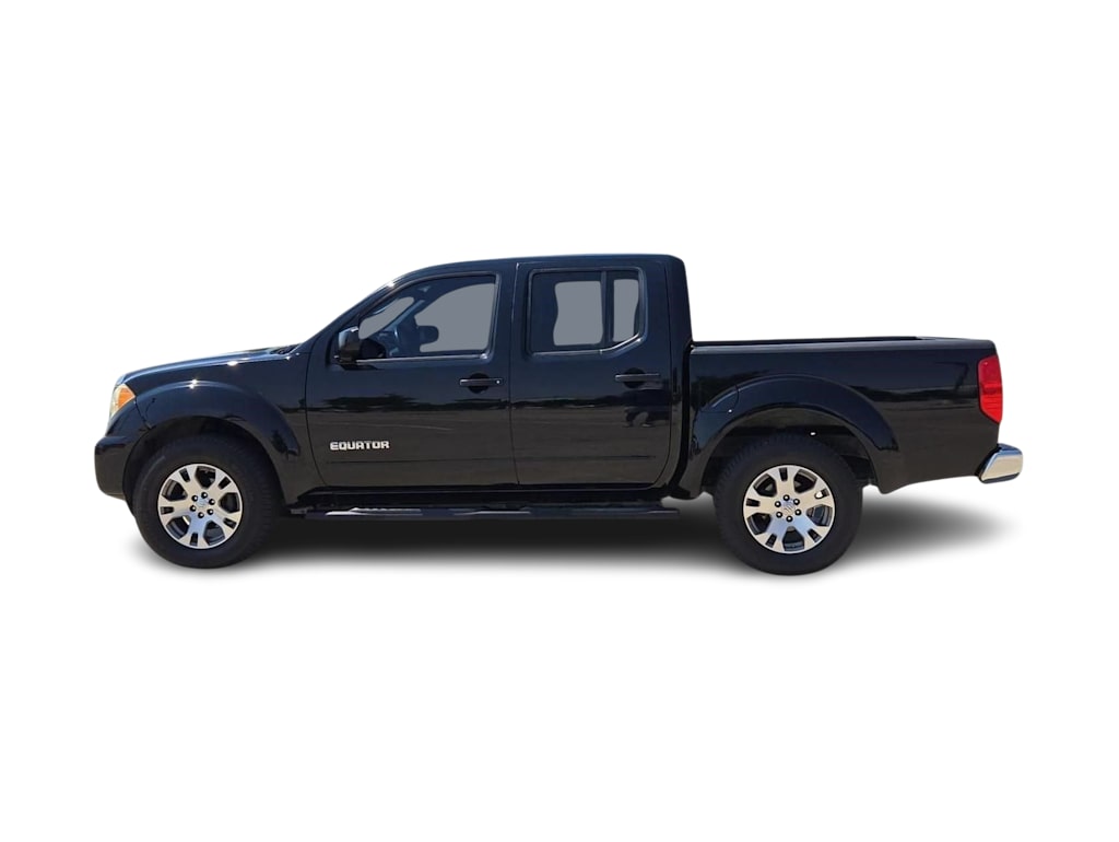 Thumbnail: 2011 Suzuki Equator - 3
