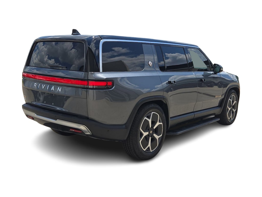 Thumbnail: 2023 Rivian R1S - 18