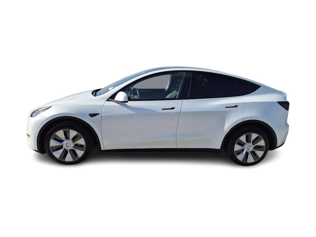 Thumbnail: 2023 Tesla Model Y - 3