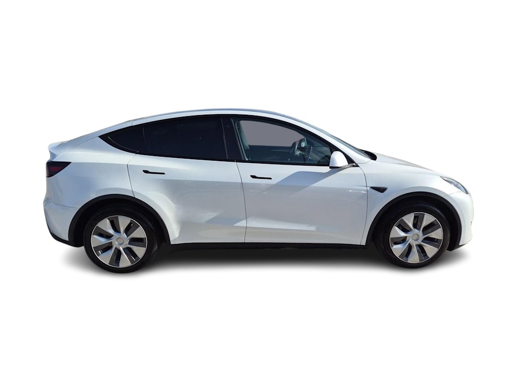 Thumbnail: 2023 Tesla Model Y - 16
