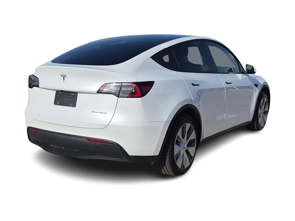 Thumbnail: 2023 Tesla Model Y - 15