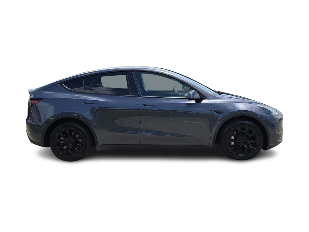 Thumbnail: 2023 Tesla Model Y - 19