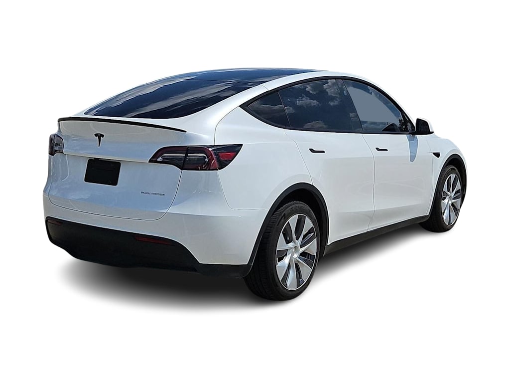 Thumbnail: 2023 Tesla Model Y - 17