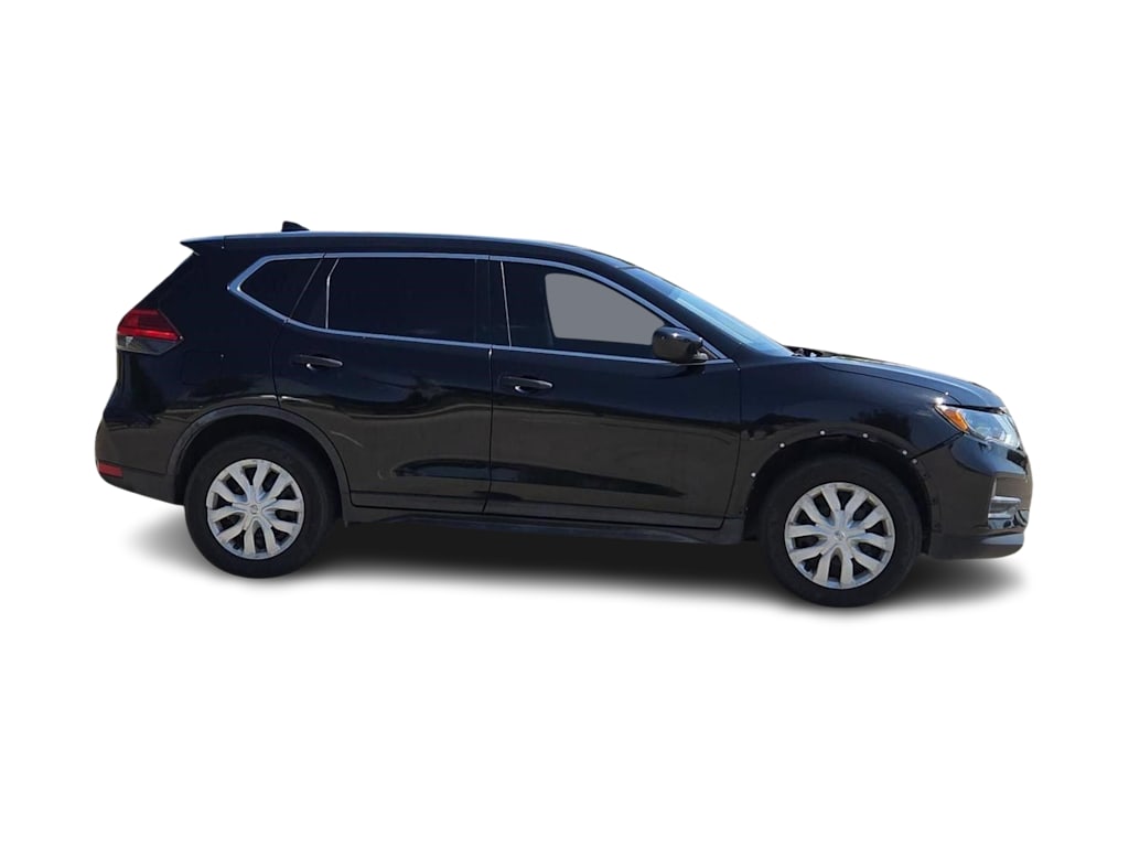 Thumbnail: 2017 Nissan Rogue - 22