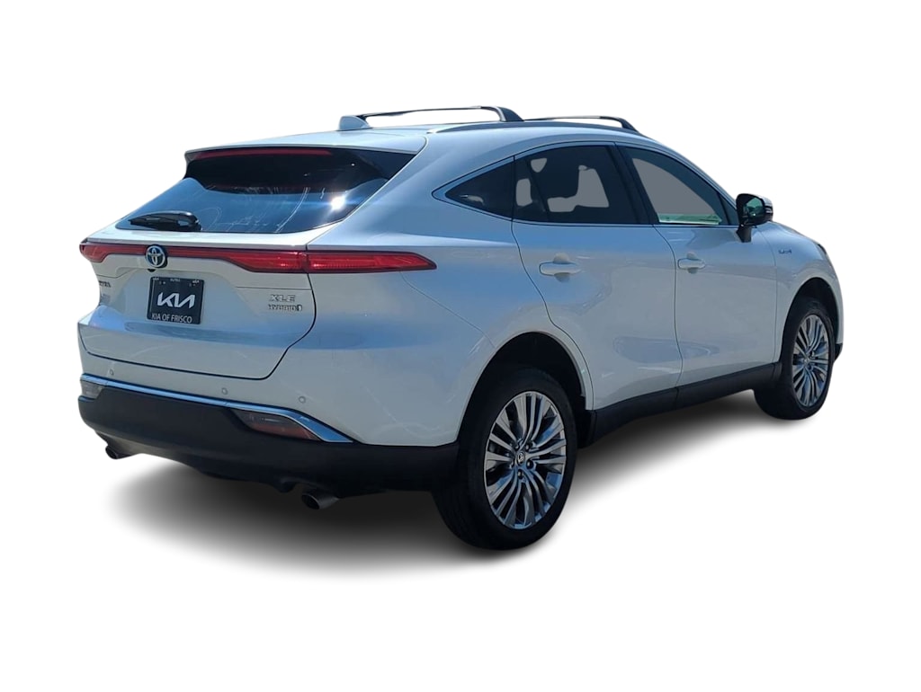 Thumbnail: 2021 Toyota Venza - 21