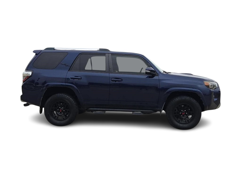 Thumbnail: 2018 Toyota 4Runner - 20