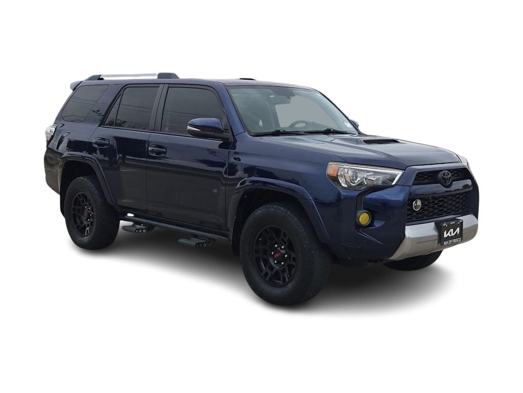 Thumbnail: 2018 Toyota 4Runner - 21