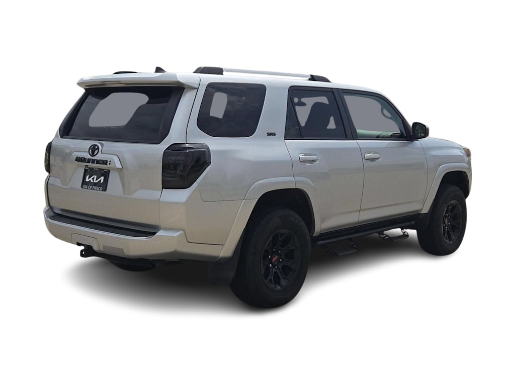 Thumbnail: 2022 Toyota 4Runner - 18