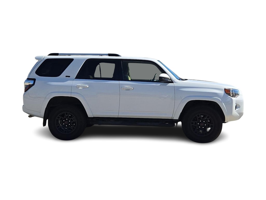 Thumbnail: 2023 Toyota 4Runner - 19